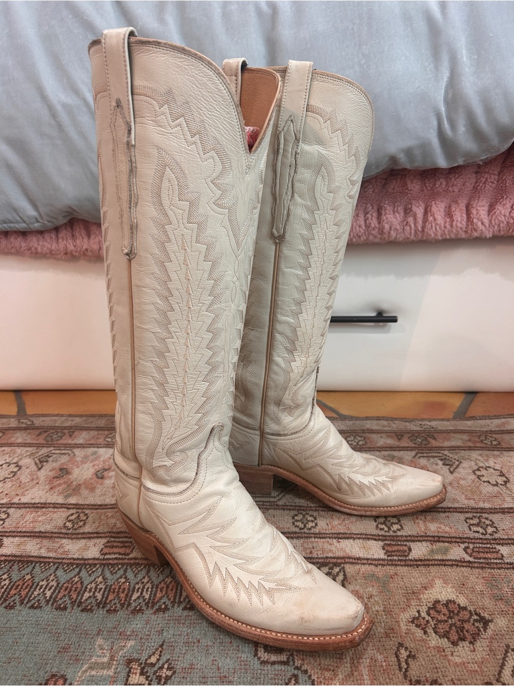 Lucchese Priscilla White Boots| Excellent Condition | Women’s 8.5B